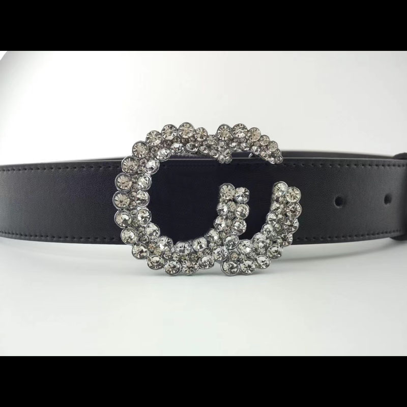 Street Fashion Womens Belts New Designer Belt Women Mens Designers Casual Waistband With Diamonds Letters Smooth Buckle D2211073F
Street Fashion Womens Belts New Designer Belt Women Mens Designers Casual Waistband With Diamonds Letters Smooth Buckle D2211073F