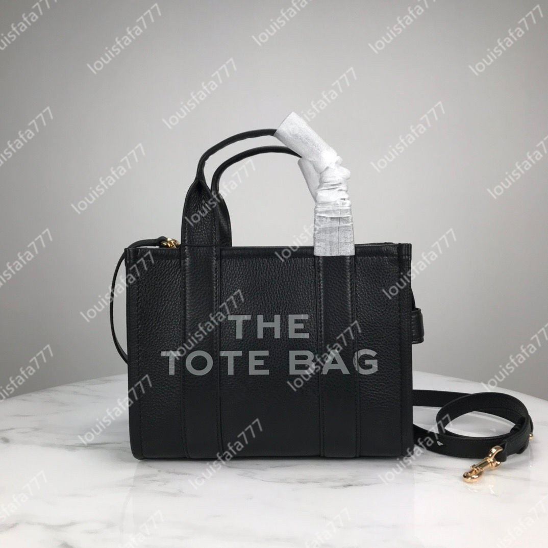 Hot the tote bag lady designer wallets practical Large classic capacity plain coin purse cross body shoulder handbags crossbody casual square canvas travel bags, 19-black
Hot the tote bag lady designer wallets practical Large classic capacity plain coin purse cross body shoulder handbags crossbody casual square canvas travel bags, 19-black