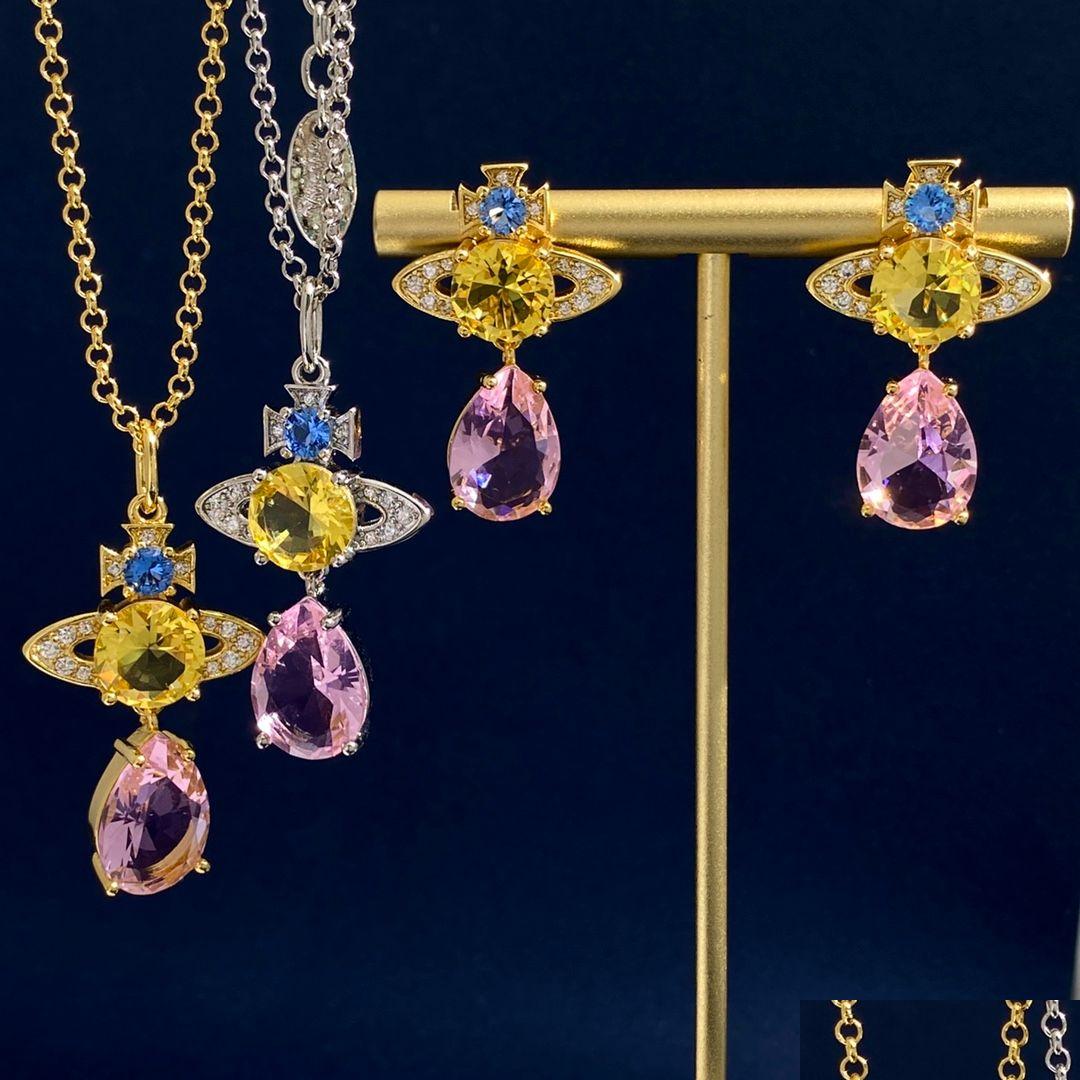 Wedding Jewelry Sets Luxurious Designer Jewelry Sets Ladies Necklaces Ear Studs Necklace Earring With Blue Pink White Crystal Diamon Dhibf
Wedding Jewelry Sets Luxurious Designer Jewelry Sets Ladies Necklaces Ear Studs Necklace Earring With Blue Pink White Crystal Diamon Dhibf