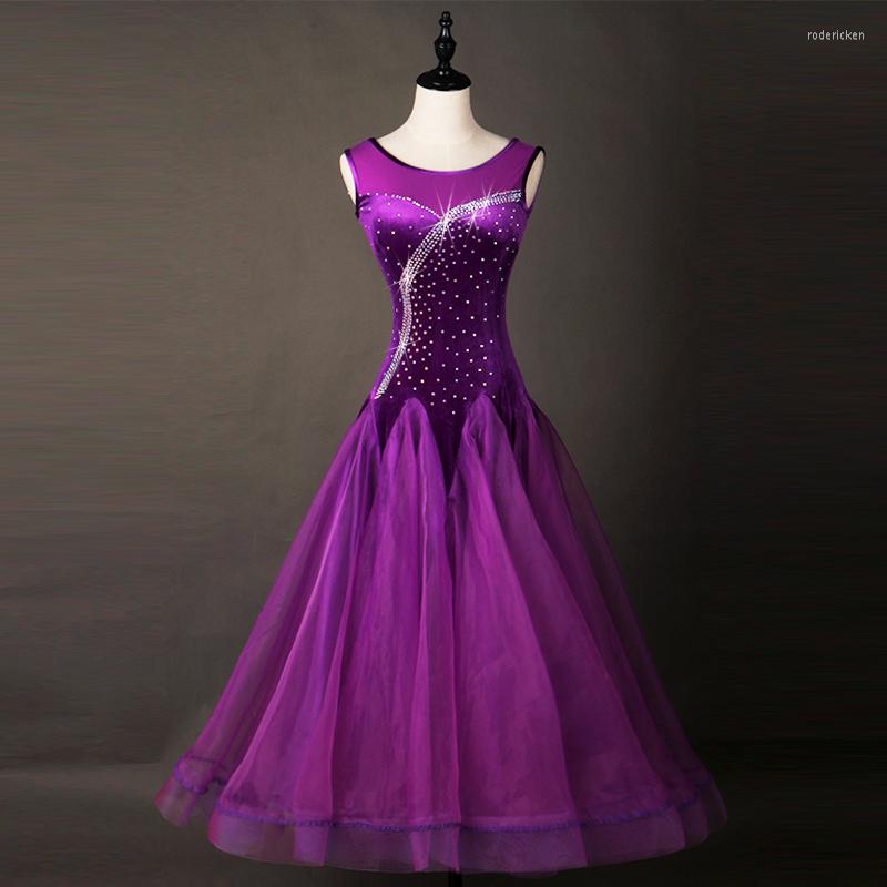 Stage Wear 2022 Sleeveless Modern Dance Dress High-grade Diamond-studded Ballroom Competition Waltz Performance Dresses, As the picture
Stage Wear 2022 Sleeveless Modern Dance Dress High-grade Diamond-studded Ballroom Competition Waltz Performance Dresses, As the picture
