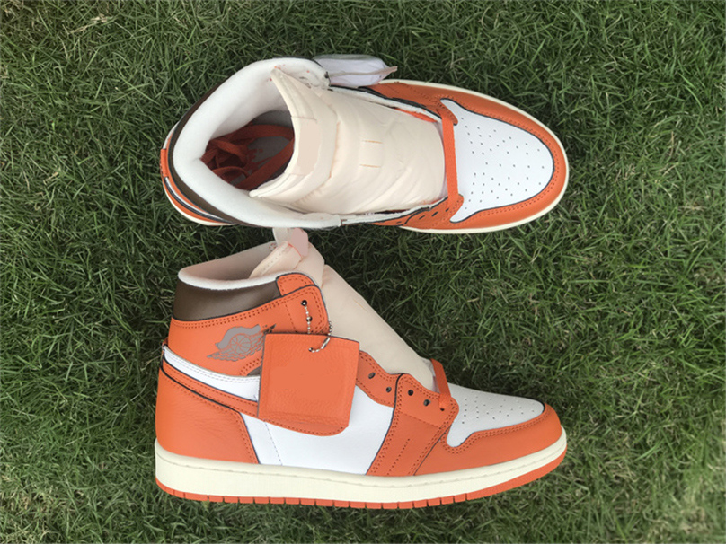 Top Authentic 1 High OG WMNS Starfish Athletic Shoes Men Women Gorge Green White Orange Varsity Red Lost Found Chicago Reimagined Outdoor Sneakers Size 36-47, 21
Top Authentic 1 High OG WMNS Starfish Athletic Shoes Men Women Gorge Green White Orange Varsity Red Lost Found Chicago Reimagined Outdoor Sneakers Size 36-47, 21