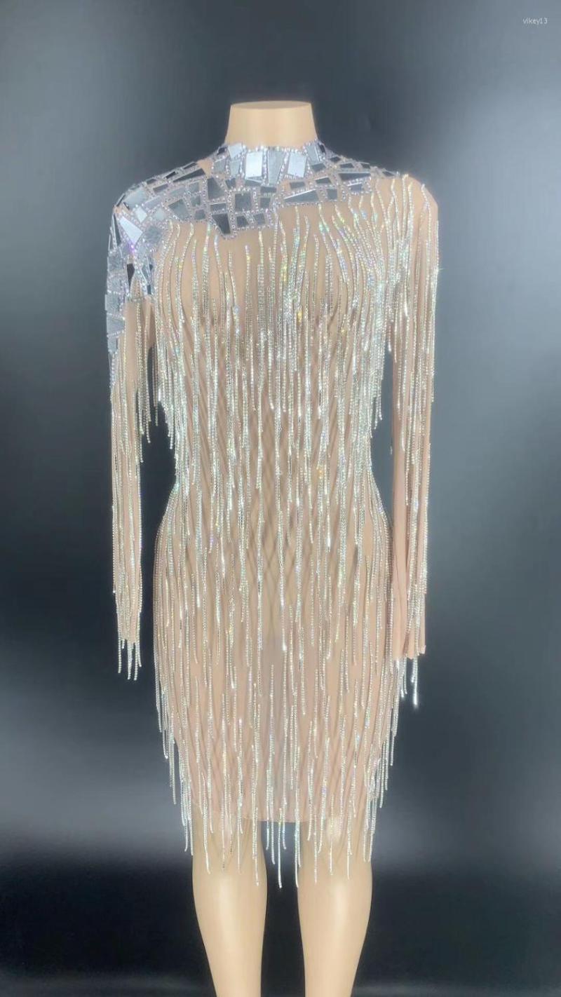Stage Wear 2022 Silver Rhinestones Fringe Transparent Mirror Dress Long Sleeves Women Sexy Tassel Dancer Birthday Outfit, Picture shown
Stage Wear 2022 Silver Rhinestones Fringe Transparent Mirror Dress Long Sleeves Women Sexy Tassel Dancer Birthday Outfit, Picture shown