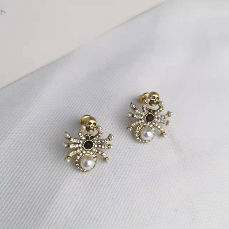 Stud Earrings Timeless Wonder Vintage Skull Zirconia Spider For Women Designer Jewelry Ins Rare Runway Brincos 3322
Stud Earrings Timeless Wonder Vintage Skull Zirconia Spider For Women Designer Jewelry Ins Rare Runway Brincos 3322