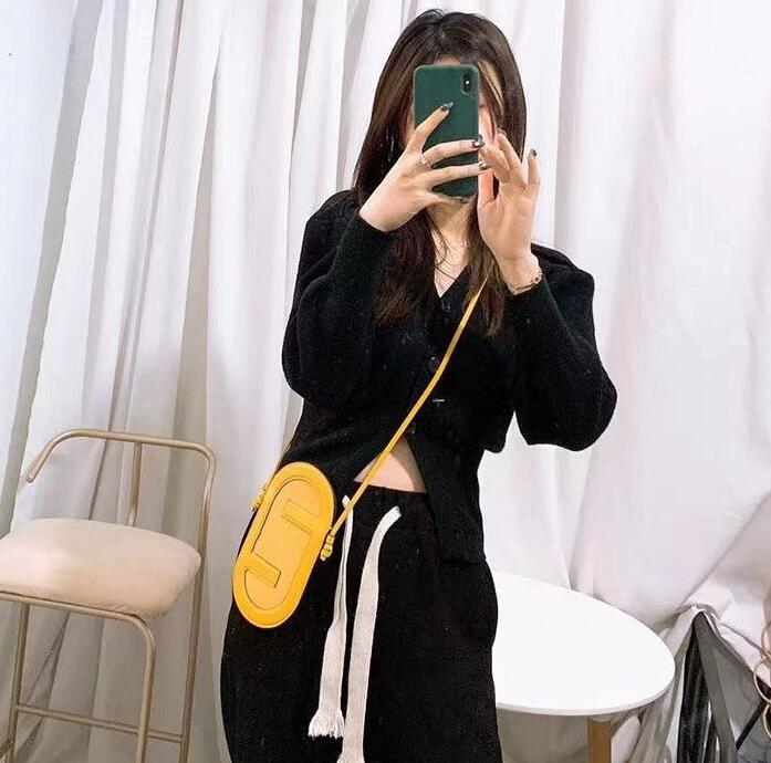 Designer Evening Bags Fashion Luxury Letters Mobile Phone Handbags women man messenger bags shoulder purse crossbody purses clutch, Ordinary box
Designer Evening Bags Fashion Luxury Letters Mobile Phone Handbags women man messenger bags shoulder purse crossbody purses clutch, Ordinary box