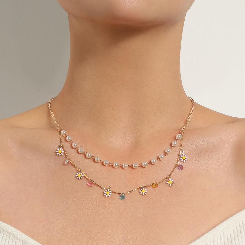 Choker Design Multi-layer Trendy Smail Pearl Short Chokers Necklace For Women Creative Personality Heart Flower
Choker Design Multi-layer Trendy Smail Pearl Short Chokers Necklace For Women Creative Personality Heart Flower