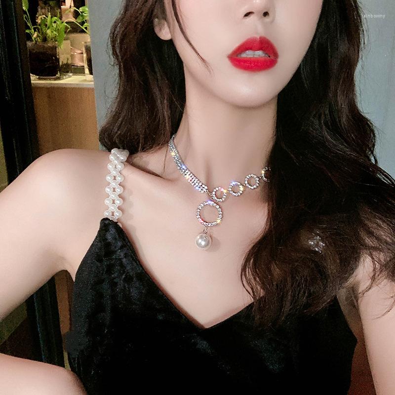 Choker Korean Fashion Charm Pearl Pendants Necklace Woman Jewellery Neck Chain Clavicle Sexy Rhinestone Trendy Geometry Nightclub Gift
Choker Korean Fashion Charm Pearl Pendants Necklace Woman Jewellery Neck Chain Clavicle Sexy Rhinestone Trendy Geometry Nightclub Gift