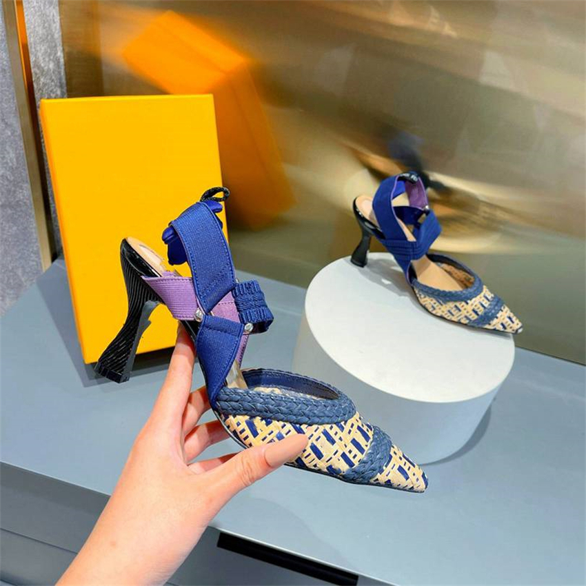 Top Design Dress Shoes Fendyity Fashion Women Leather High Heel Letter Logo Party Wedding Tourism Holiday Casual Flat Shoes 01-08
Top Design Dress Shoes Fendyity Fashion Women Leather High Heel Letter Logo Party Wedding Tourism Holiday Casual Flat Shoes 01-08