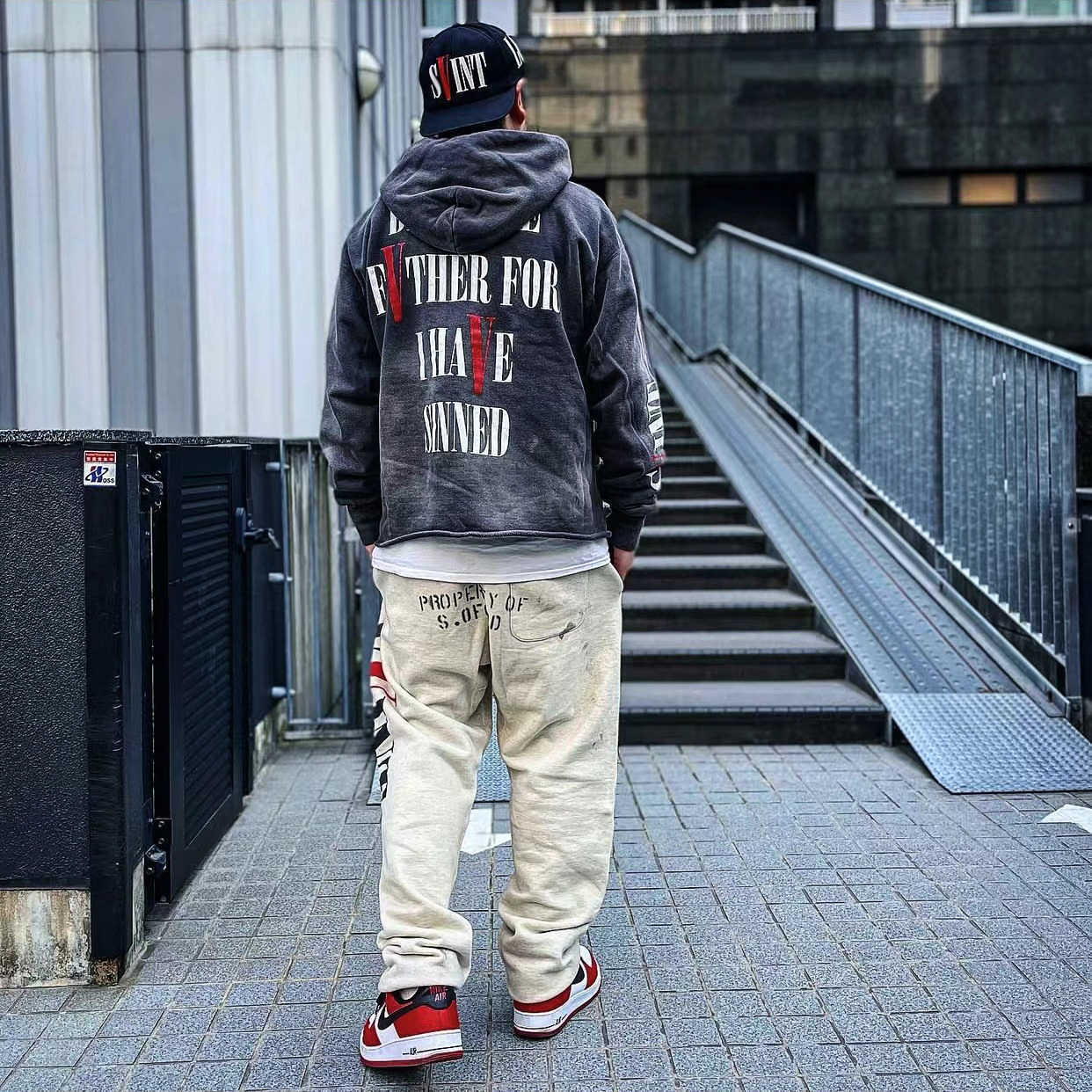 Men' Hoody Vlo One Fashion Designer Saint Michael Branded Large Portrait Print Wash Hoodie Hoodies Cotton Terry Pullover Oversize Cotton, Black
Men' Hoody Vlo One Fashion Designer Saint Michael Branded Large Portrait Print Wash Hoodie Hoodies Cotton Terry Pullover Oversize Cotton, Black