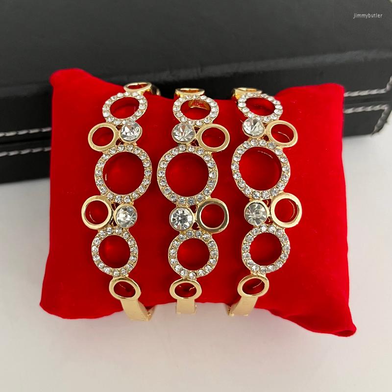 Bangle Arabic Trendy Small Gold Plating Side Open Bride Hand Jewelry Flower Bracelet For Women Crystal Bijoux Gift
Bangle Arabic Trendy Small Gold Plating Side Open Bride Hand Jewelry Flower Bracelet For Women Crystal Bijoux Gift
