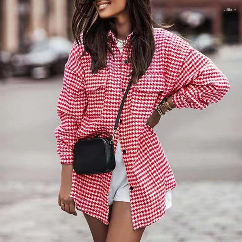 Women' Trench Coats Casual Loose Houndstooth Shirt Coat Women Chic Fashion Ladies Oversized Plaid Jacket 2022 Female Streetwear Outwear, Black
Women' Trench Coats Casual Loose Houndstooth Shirt Coat Women Chic Fashion Ladies Oversized Plaid Jacket 2022 Female Streetwear Outwear, Black
