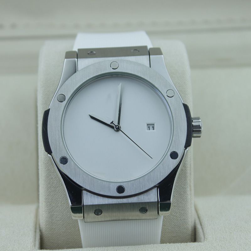 Fashion casual men's automatic mechanical watch silica gel band sports calendar, White
Fashion casual men's automatic mechanical watch silica gel band sports calendar, White