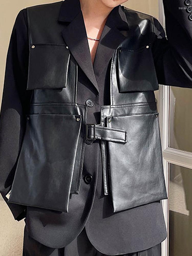 Men's Vests Pocket Black Loose Fit Pu Leather Men Waistcoat Casual Vest V-collar Sleeveless Fashion Tide Spring Autumn 2023 1DF1056
Men's Vests Pocket Black Loose Fit Pu Leather Men Waistcoat Casual Vest V-collar Sleeveless Fashion Tide Spring Autumn 2023 1DF1056