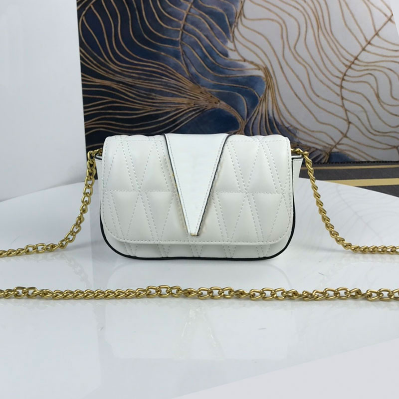 Chain Cross Body Bag Women Shoulder Virtus Dinner Bag Plain Flap Handbag Fashion Gold Metal Letters Pleated Genuine Leateher Thread Messenger Purse, Red
Chain Cross Body Bag Women Shoulder Virtus Dinner Bag Plain Flap Handbag Fashion Gold Metal Letters Pleated Genuine Leateher Thread Messenger Purse, Red