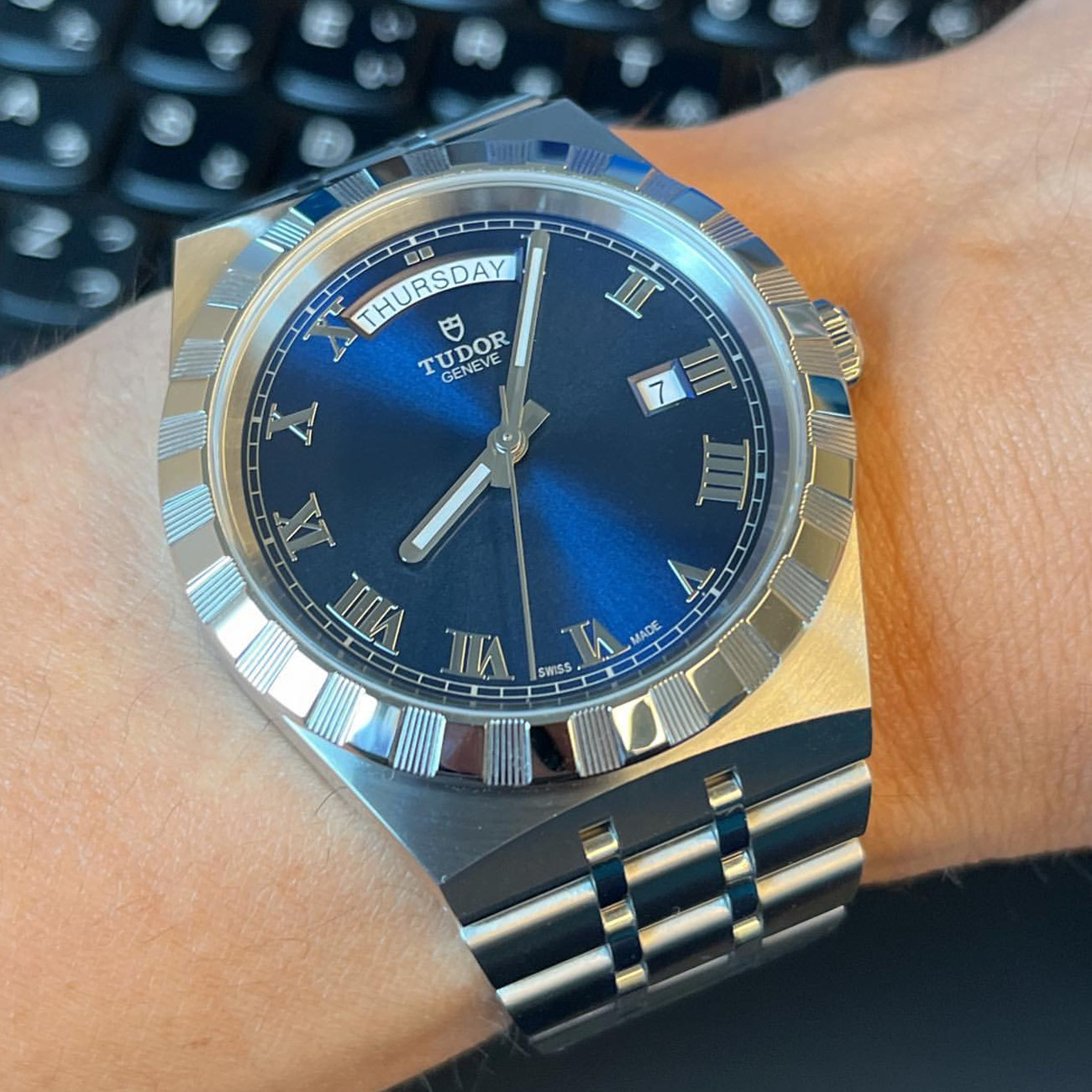 Tudors Royal AAA 3A Quality Top Band Watches M28600 41mm Men With Gift Box Stainless Steel Case Sapphire Sapphire Crystal A07
Tudors Royal AAA 3A Quality Top Band Watches M28600 41mm Men With Gift Box Stainless Steel Case Sapphire Sapphire Crystal A07