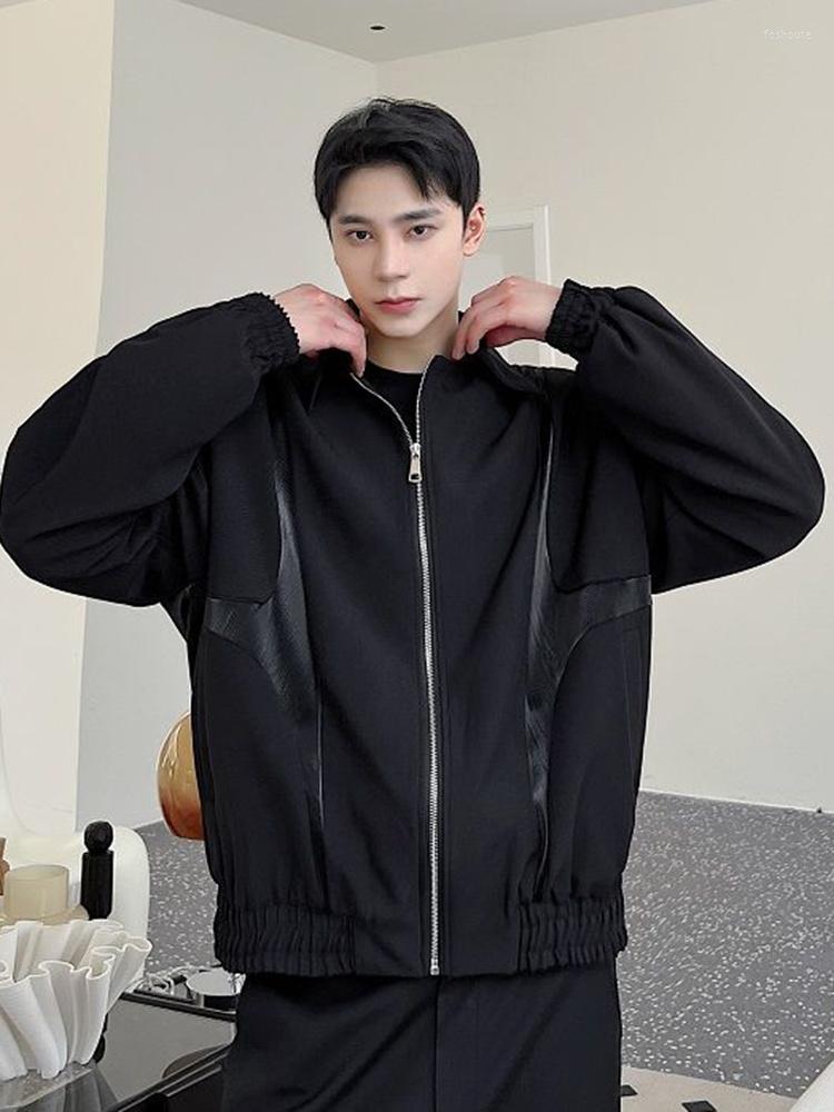 Men's Jackets Korean Fashion Pattern PU Leather Splicing Lapel Long Sleeve Men's Jacket 2023 Zipper Darkwear Male Coat 2A6077, Black
Men's Jackets Korean Fashion Pattern PU Leather Splicing Lapel Long Sleeve Men's Jacket 2023 Zipper Darkwear Male Coat 2A6077, Black
