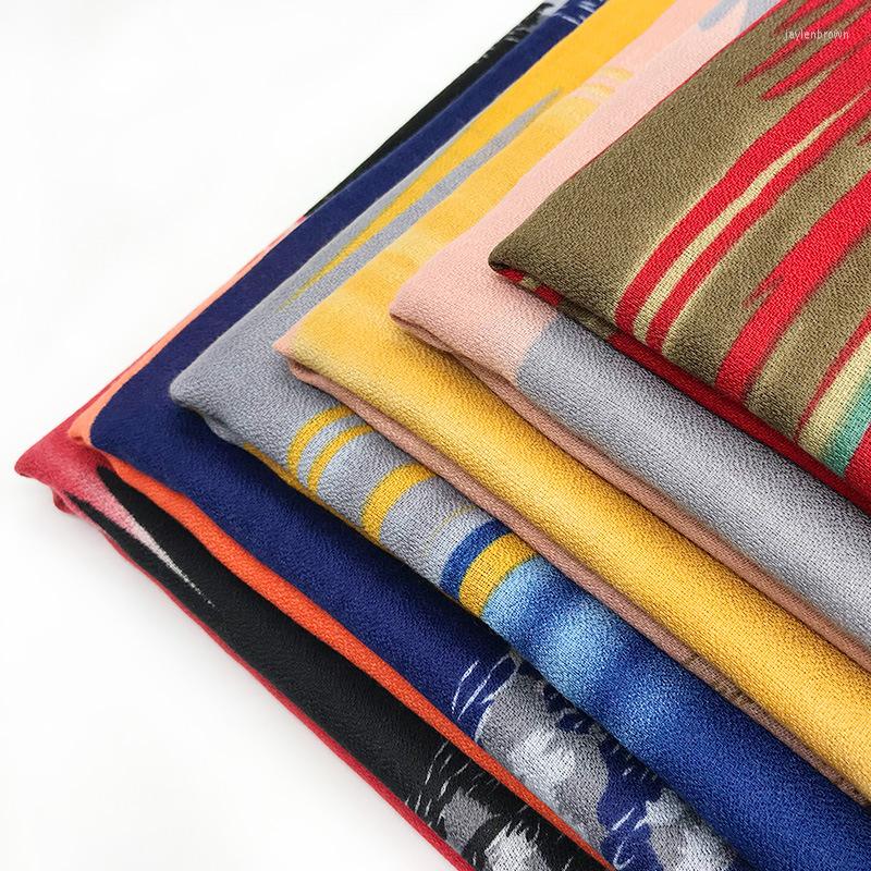 Scarves Cotton Linen Leopard Stitching Scarf Viscose Muslim Hijabs Fashion Ladies Printed Pashmina Two-side Fringe Headscarf Long Shawl
Scarves Cotton Linen Leopard Stitching Scarf Viscose Muslim Hijabs Fashion Ladies Printed Pashmina Two-side Fringe Headscarf Long Shawl