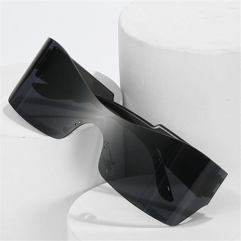 Sunglasses Trendy Rimless Eyewear Sports Futuristic Goggles Punk Wrap Around Y2K Sun Glasses
Sunglasses Trendy Rimless Eyewear Sports Futuristic Goggles Punk Wrap Around Y2K Sun Glasses
