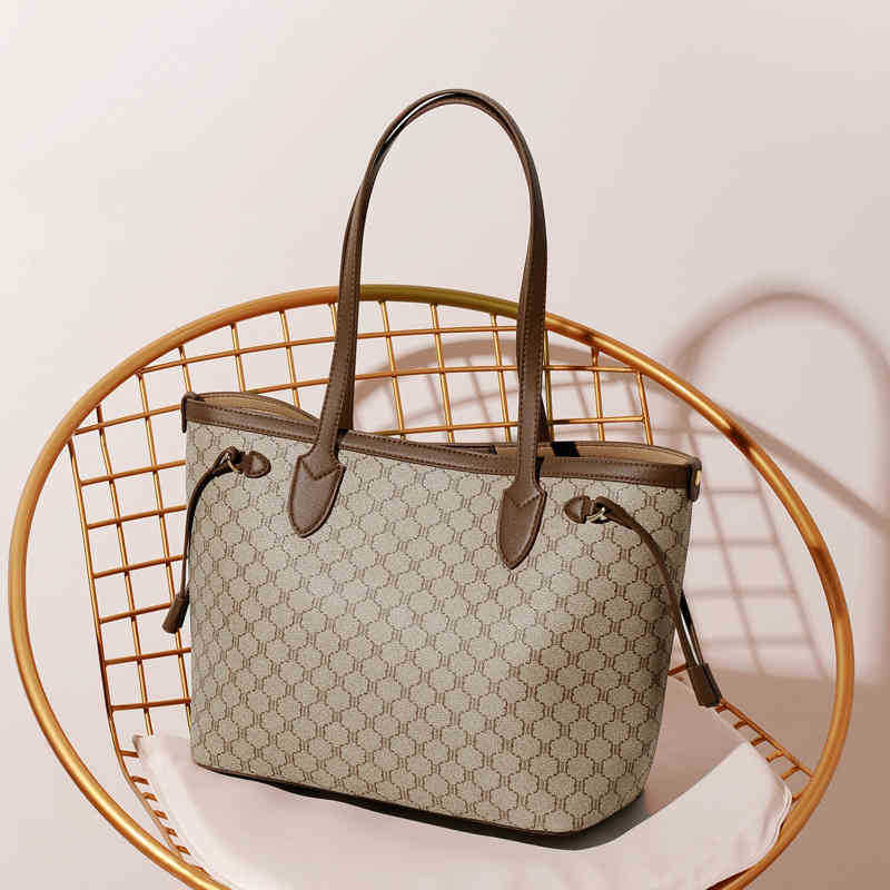 Tote Bag high-grade texture high-capacity women's business commuting armpit shoulder bag 2023 new simple handbag, Rhombic grey
Tote Bag high-grade texture high-capacity women's business commuting armpit shoulder bag 2023 new simple handbag, Rhombic grey
