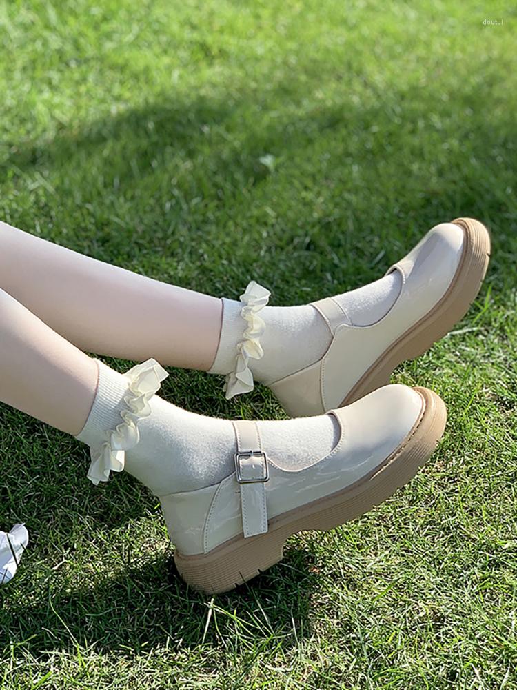 Dress Shoes 2022 Summer Round Toe Casual Solid Sandals Beach Slim Korean Style Fashion Woman Flat Buckle Elegant Female Design, Beige
Dress Shoes 2022 Summer Round Toe Casual Solid Sandals Beach Slim Korean Style Fashion Woman Flat Buckle Elegant Female Design, Beige