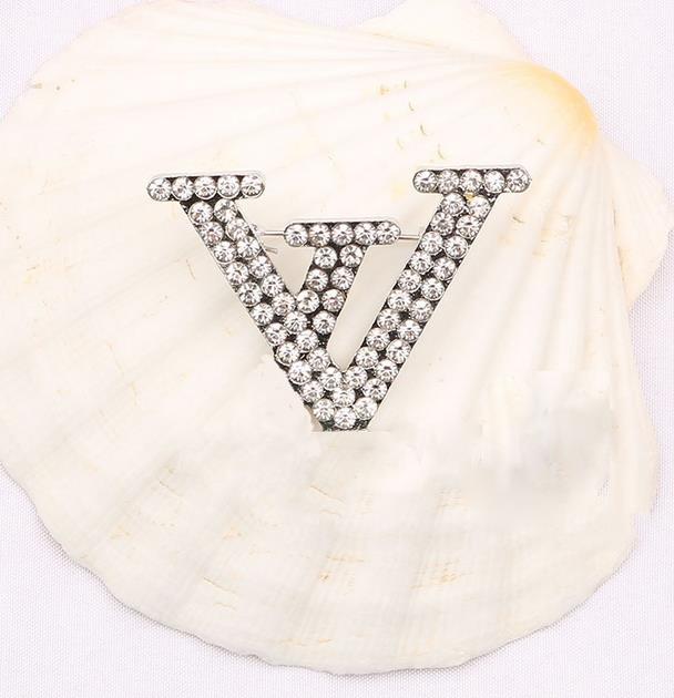 23ss 2color Luxury Brand Designers V Letters Brooches Gemstone Famous Women 18K Gold Plated Crystal Brooch Suit Pin Fashion Jewelry Wedding Accessorie
