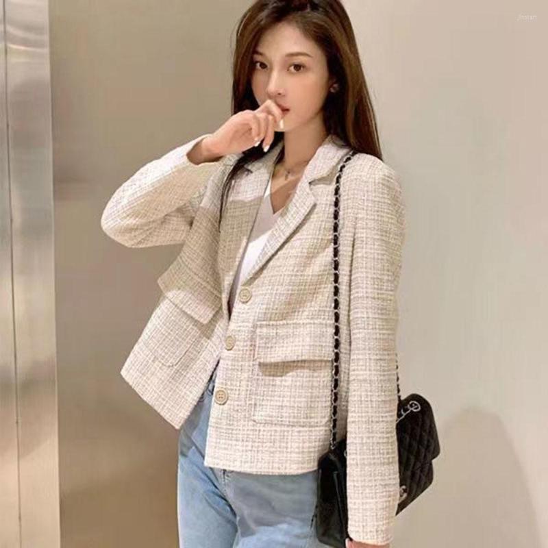 Women' Suits Women' Suit Jacket Spring 2022 Autumn Casual Korean Slim Short Jackets Solid Simple Ladies Blazer Coat Elegant Female, Beige
Women' Suits Women' Suit Jacket Spring 2022 Autumn Casual Korean Slim Short Jackets Solid Simple Ladies Blazer Coat Elegant Female, Beige