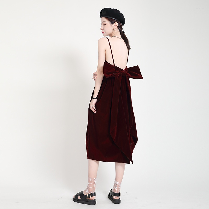 Casual Dresses Women Corduroy Backless Big Bow Decoration Spaghetti Strap Dress V-neck Sleeveless Fashion Spring Autumn Red, Black
Casual Dresses Women Corduroy Backless Big Bow Decoration Spaghetti Strap Dress V-neck Sleeveless Fashion Spring Autumn Red, Black