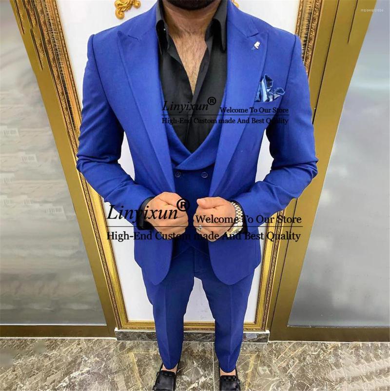 Men's Suits Classic Royal Blue Men 3 Pieces Set Male Prom Party Blazer Sets Handsome Groom Tuxedos Formal Business Terno Masculino, Beige
Men's Suits Classic Royal Blue Men 3 Pieces Set Male Prom Party Blazer Sets Handsome Groom Tuxedos Formal Business Terno Masculino, Beige