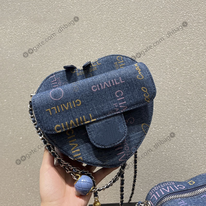 Womens Denim Love French Designer Bag Quilted Two-tone Multi Letter Shoulder Crossbody Blue Metal Regulator Silver Hardware Handbags Luxury Key Pouch 18cm/13cm, Box
Womens Denim Love French Designer Bag Quilted Two-tone Multi Letter Shoulder Crossbody Blue Metal Regulator Silver Hardware Handbags Luxury Key Pouch 18cm/13cm, Box
