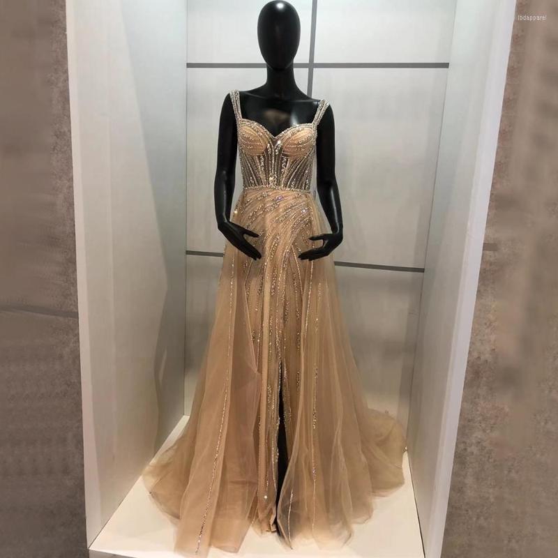 Party Dresses Serene Hill Gold Luxury High Split Evening Gowns 2022 Beaded Meramid Elegant For Women CLA71373
Party Dresses Serene Hill Gold Luxury High Split Evening Gowns 2022 Beaded Meramid Elegant For Women CLA71373