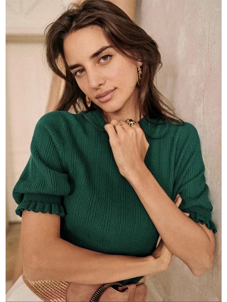 Women' Sweaters Women Sweater 2022 Spring And Summer Round Neck Lantern Sleeve Ruffled Retro Knitted Pullovers, White
Women' Sweaters Women Sweater 2022 Spring And Summer Round Neck Lantern Sleeve Ruffled Retro Knitted Pullovers, White
