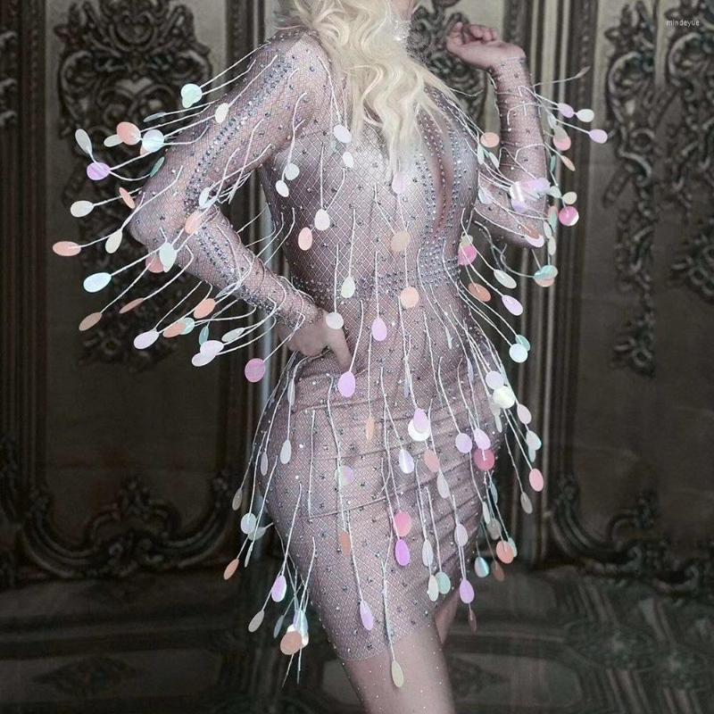 Stage Wear Embellished Sequins Rhinestones Mini Dress Long Sleeve Above Knee Dresses Personality Performance Costume Lady Nightclub Outfit, As the picture shows
Stage Wear Embellished Sequins Rhinestones Mini Dress Long Sleeve Above Knee Dresses Personality Performance Costume Lady Nightclub Outfit, As the picture shows