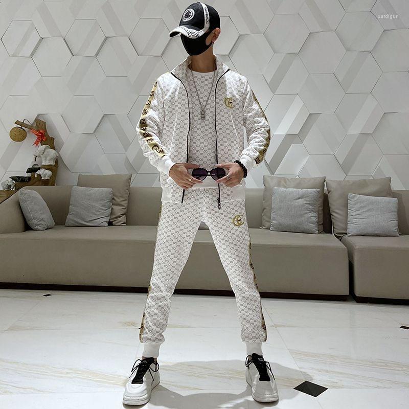 Men's Tracksuits Men's Autumn Winter Casual Sports Sweater Set Fashion Embroidery Ribbon Splice Jacket Three Piece, Black three-piece
Men's Tracksuits Men's Autumn Winter Casual Sports Sweater Set Fashion Embroidery Ribbon Splice Jacket Three Piece, Black three-piece