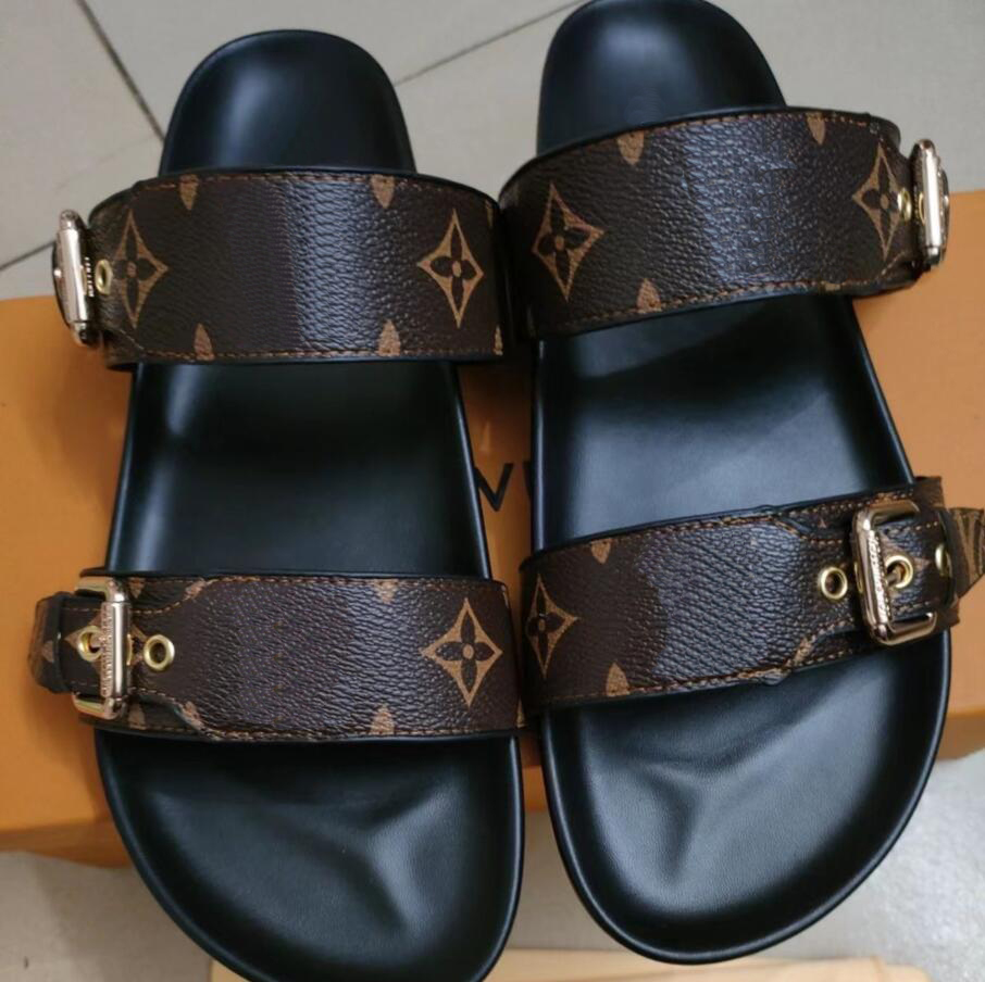 Luxurys Sandals Women's Slide Slipper Print Ankle Boots Shoes Women Flat Mule Waterfront Brown Flower Sandal Womens 36-45 With Dusts Bag
Luxurys Sandals Women's Slide Slipper Print Ankle Boots Shoes Women Flat Mule Waterfront Brown Flower Sandal Womens 36-45 With Dusts Bag
