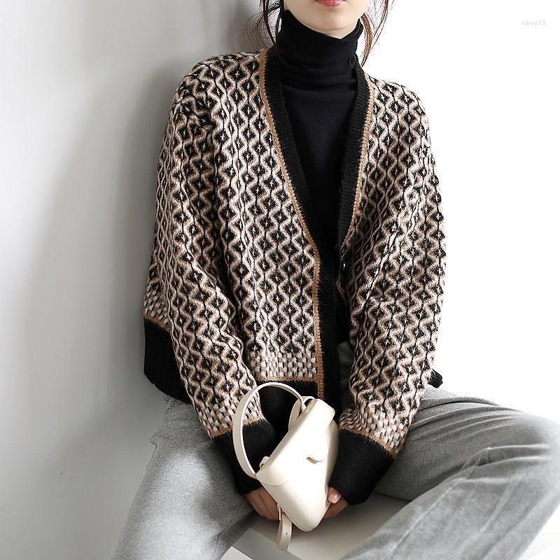 Women' Knits Woman Sweaters Cardigan Autumn Winter Air Contrast Color Knitted Women' V-neck Rhombus Plaid Thick Baggy Coat Sweater, Black
Women' Knits Woman Sweaters Cardigan Autumn Winter Air Contrast Color Knitted Women' V-neck Rhombus Plaid Thick Baggy Coat Sweater, Black