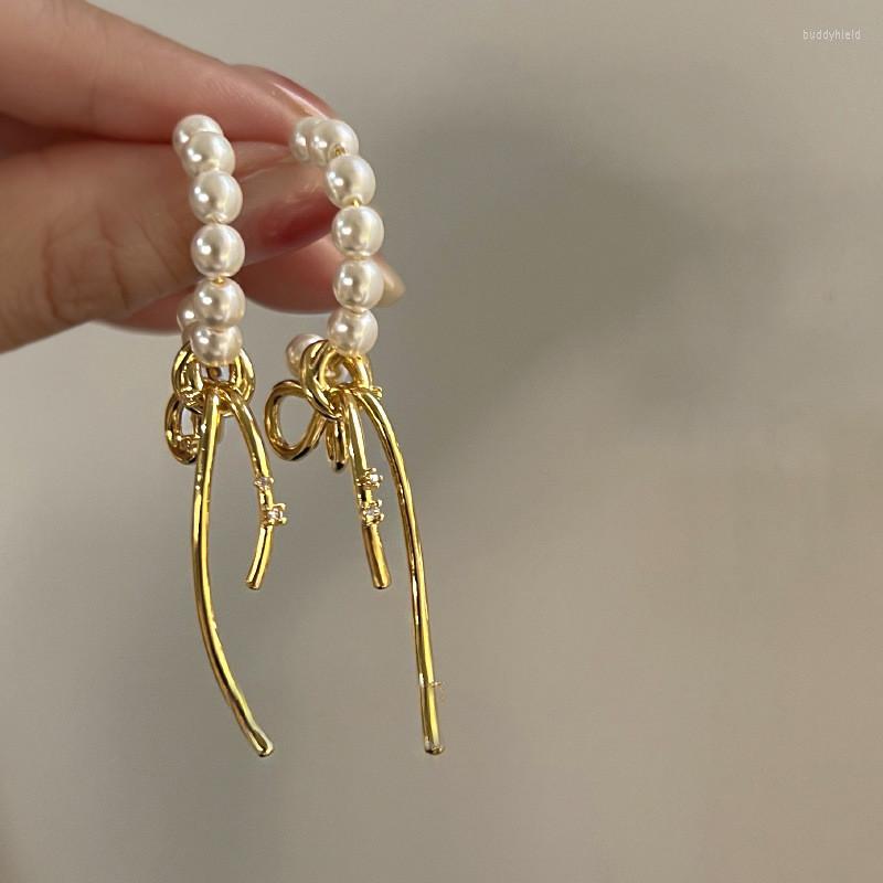 Dangle Earrings Statement Fashion Metallic Knot Pearl C Shaped For Women Personality Creative Earings Wholesale
Dangle Earrings Statement Fashion Metallic Knot Pearl C Shaped For Women Personality Creative Earings Wholesale