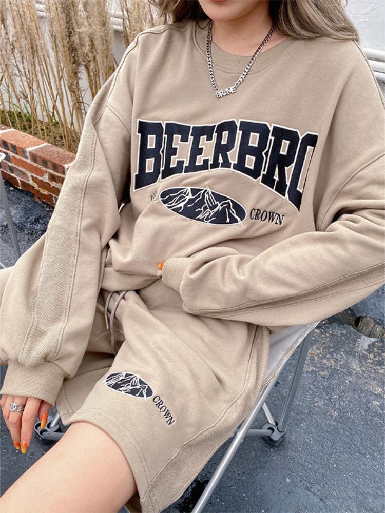 Women' Hoodies 2022 Retro Oversized Women Vintage Streetwear Letter Embroidery Sweatshirts Long Sleeve Loose Tops Sportwear Hip Hop, Short pants
Women' Hoodies 2022 Retro Oversized Women Vintage Streetwear Letter Embroidery Sweatshirts Long Sleeve Loose Tops Sportwear Hip Hop, Short pants