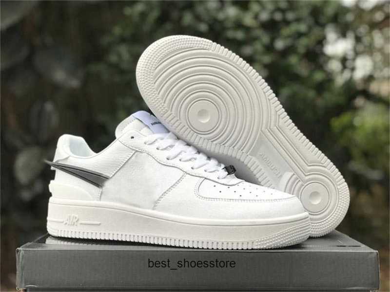 2023 Released Designer 1 Low Ambush Shoes White Black Blue Classic Mens Women Outdoor Sports Sneakers Trainers With Origingl Box
2023 Released Designer 1 Low Ambush Shoes White Black Blue Classic Mens Women Outdoor Sports Sneakers Trainers With Origingl Box