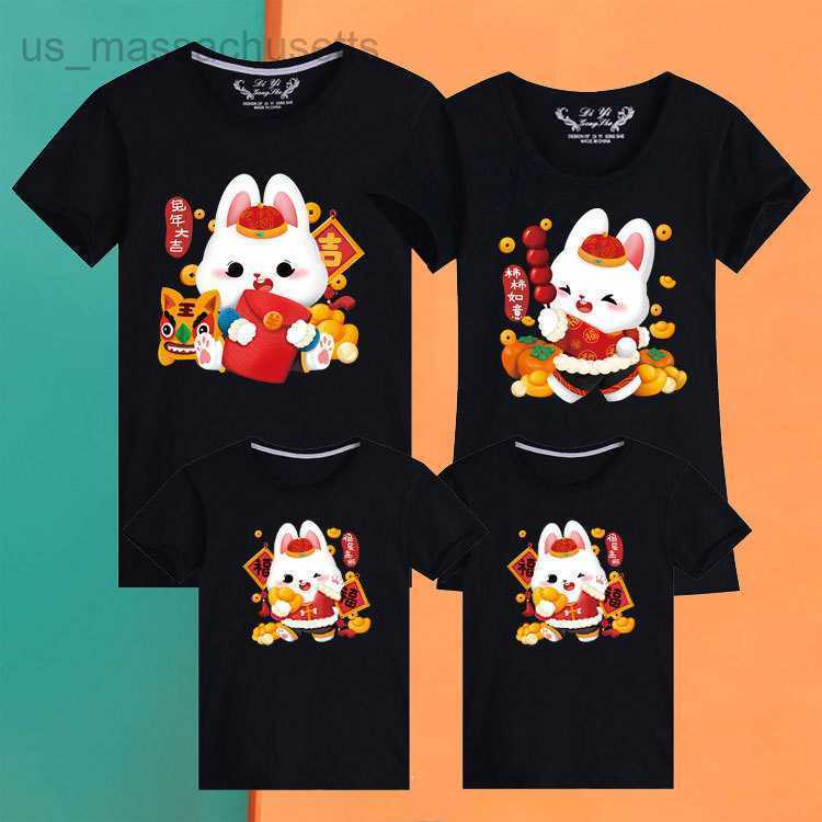 Family Matching Outfits 2023 New Year's Rabbit Year auspicious parent-child short sleeved t-shirt for a family of four red birthday mother and da