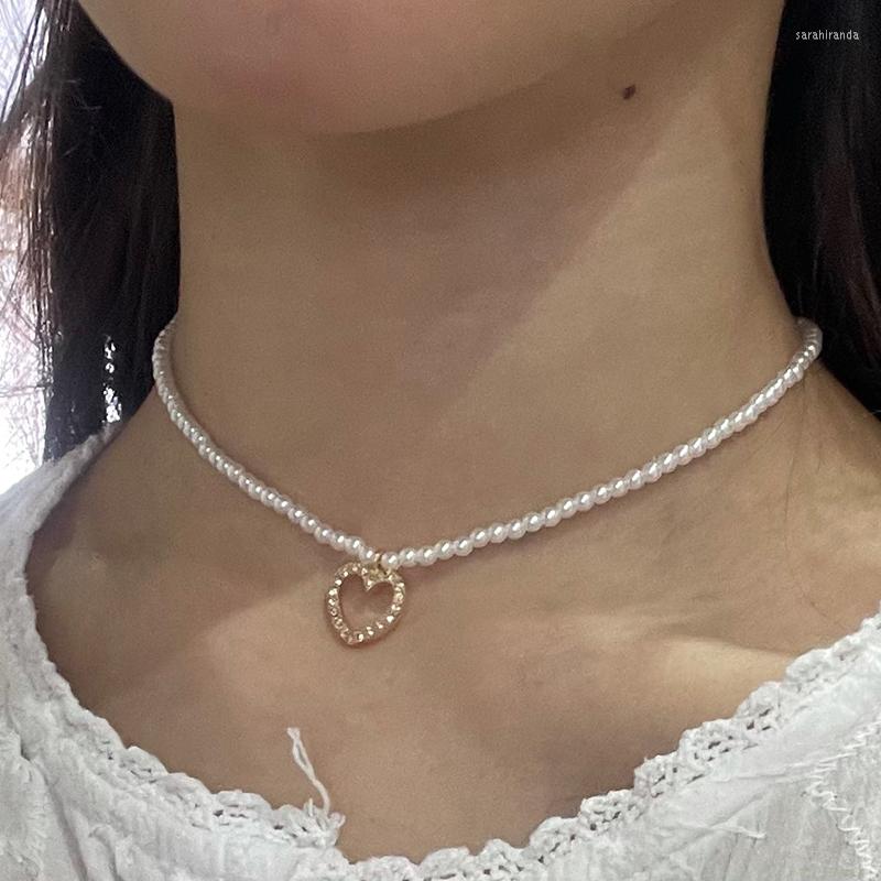 Chains EN Sweet Jewelry Bracelet Simple Design Small Simulated Pearls With Delicate Heart Pendant Necklace Women Gifts
Chains EN Sweet Jewelry Bracelet Simple Design Small Simulated Pearls With Delicate Heart Pendant Necklace Women Gifts