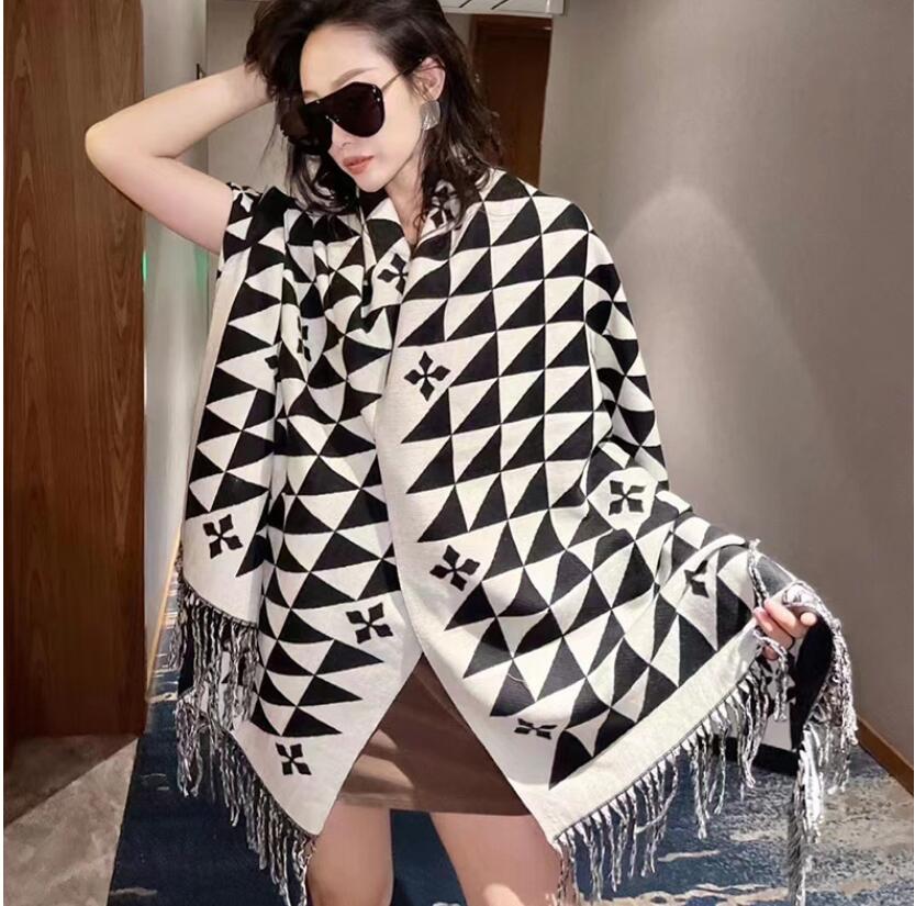 scarf Winter Scarf Scarfes Geometry Printed Scarves Wraps Kerchief for women Jacquard Tassel Square Silk Wool luxury Wholesale letters
scarf Winter Scarf Scarfes Geometry Printed Scarves Wraps Kerchief for women Jacquard Tassel Square Silk Wool luxury Wholesale letters