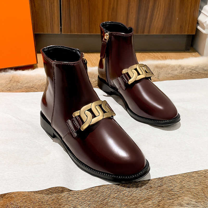 Boots Lacquer Leather Short Boot Buckle Women's Winter Low Side Zipper Thick Heel Black Korean Martin Boots, Wine red plush
Boots Lacquer Leather Short Boot Buckle Women's Winter Low Side Zipper Thick Heel Black Korean Martin Boots, Wine red plush