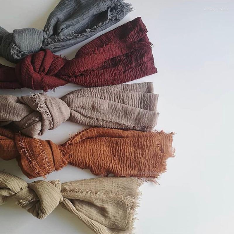 Scarves Wholesale 90 180cm Women Muslim Crinkle Hijab Scarf Femme Musulman Soft Cotton Headscarf Islamic Shawls And Wraps
Scarves Wholesale 90 180cm Women Muslim Crinkle Hijab Scarf Femme Musulman Soft Cotton Headscarf Islamic Shawls And Wraps