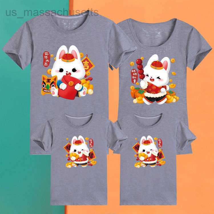 Family Matching Outfits 2023 New Year's Rabbit Year auspicious parent-child short sleeved t-shirt for a family of four red birthday mother and da