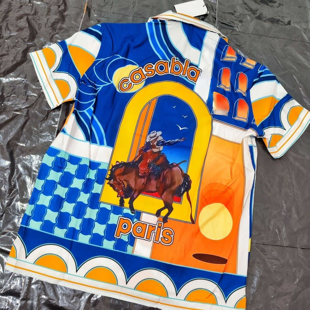 Casa summer mens casual shirt Casablanc designer shirts short sleeved tshirt printed lapel silk Shirt men women hip hop fashion sweatshirt 001, Mingy-9203
Casa summer mens casual shirt Casablanc designer shirts short sleeved tshirt printed lapel silk Shirt men women hip hop fashion sweatshirt 001, Mingy-9203