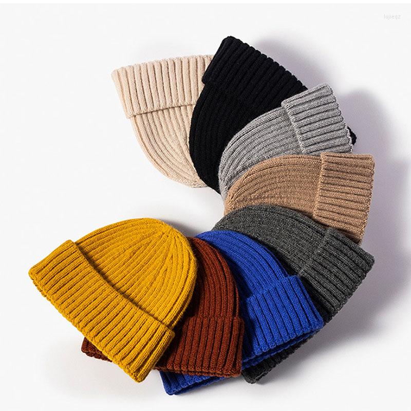Berets BISENMADE Casual Knitted Hat For Men And Women Retro Round Top Beanie Cap Winter Outdoor Keep Warm Cashmere-Like Short Skullcap, Black
Berets BISENMADE Casual Knitted Hat For Men And Women Retro Round Top Beanie Cap Winter Outdoor Keep Warm Cashmere-Like Short Skullcap, Black