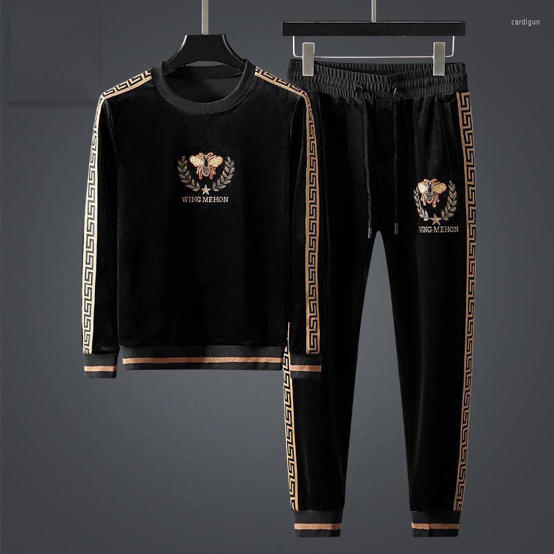 Men's Tracksuits Golden Velvet Sports Suit Men's Loose Large Korean Fashion Small Bee Embroidered Ribbon Splicing Two-piece, Dd9012 pant suit
Men's Tracksuits Golden Velvet Sports Suit Men's Loose Large Korean Fashion Small Bee Embroidered Ribbon Splicing Two-piece, Dd9012 pant suit