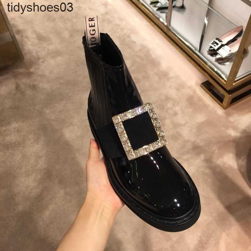 Paris ROG Vivi short boots women's buckle Rhinestone VIV Rangers Strass Metal Buckle Chelsea Booties Boots in Patent Leather, Black smooth button
Paris ROG Vivi short boots women's buckle Rhinestone VIV Rangers Strass Metal Buckle Chelsea Booties Boots in Patent Leather, Black smooth button