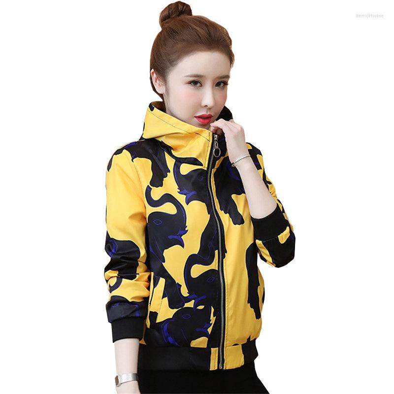 Women's Trench Coats Spring Autumn Windbreaker Jacket Women Retro Casual Short Jackets Female Tops 2022 Fashion Loose Camouflage Baseball, White
Women's Trench Coats Spring Autumn Windbreaker Jacket Women Retro Casual Short Jackets Female Tops 2022 Fashion Loose Camouflage Baseball, White