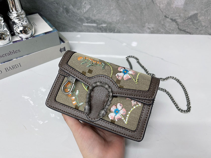 Fashion Designer Shoulder Bag Clutch Flap Handbag Wallet Check leather Purse Solid Hasp Square Women Luxury Handbags, Grey
Fashion Designer Shoulder Bag Clutch Flap Handbag Wallet Check leather Purse Solid Hasp Square Women Luxury Handbags, Grey