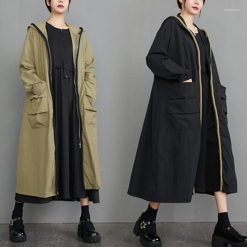 Women's Trench Coats 2022 Autumn Hooded Solid Color Long Coat Women Fashion Casual Loose Straight Big Pockets Oversized Windbreaker T183, Black
Women's Trench Coats 2022 Autumn Hooded Solid Color Long Coat Women Fashion Casual Loose Straight Big Pockets Oversized Windbreaker T183, Black